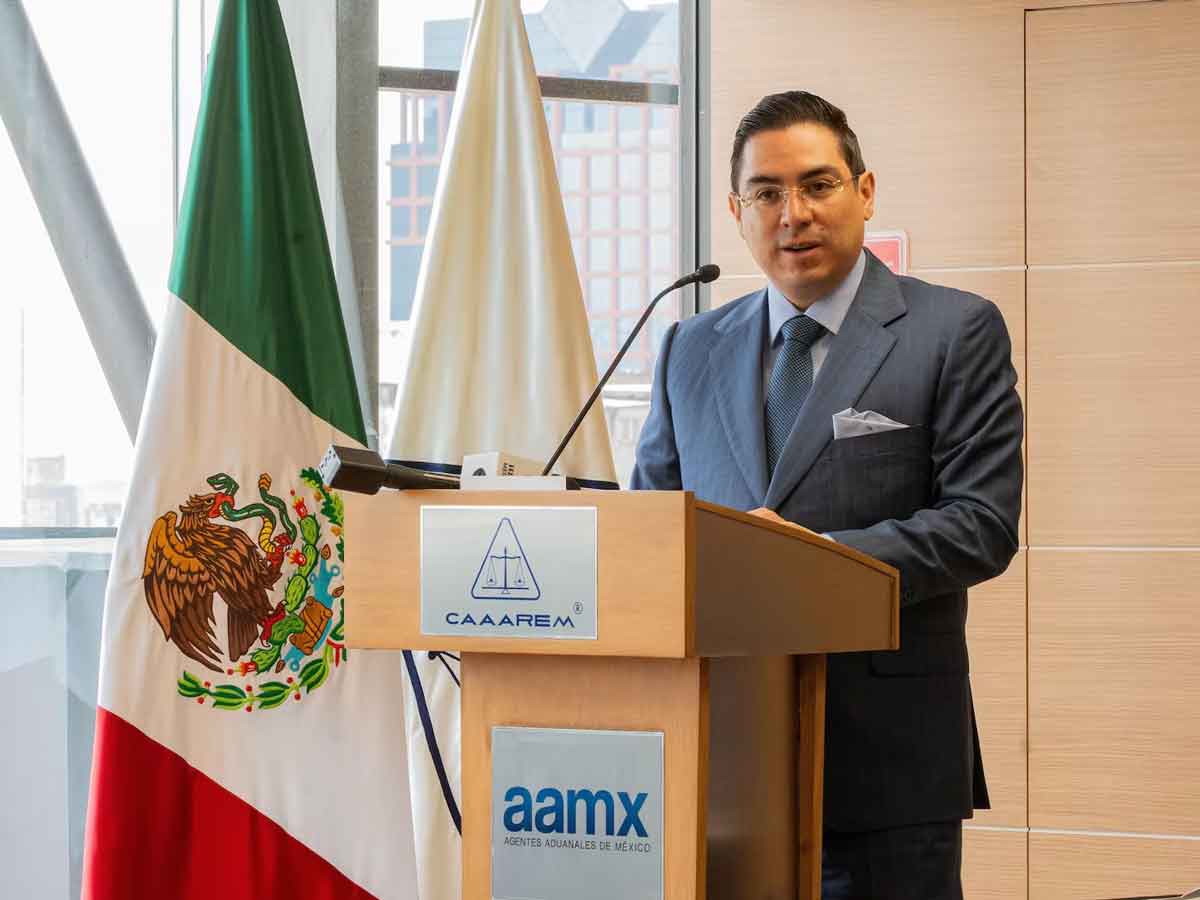 "La Lucha Sin Compromisos: Alex Tonatiuh Márquez Hernández, Un Poderoso Aliado en la Batalla Contra el Contrabando y la Corrupción Aduanal"