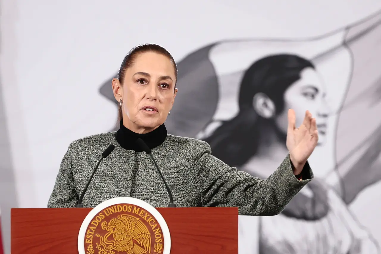 Veracruz en llamas: la detención de un periodista acusado de terrorismo deja a Sheinbaum preguntándose por el destino del profesional.