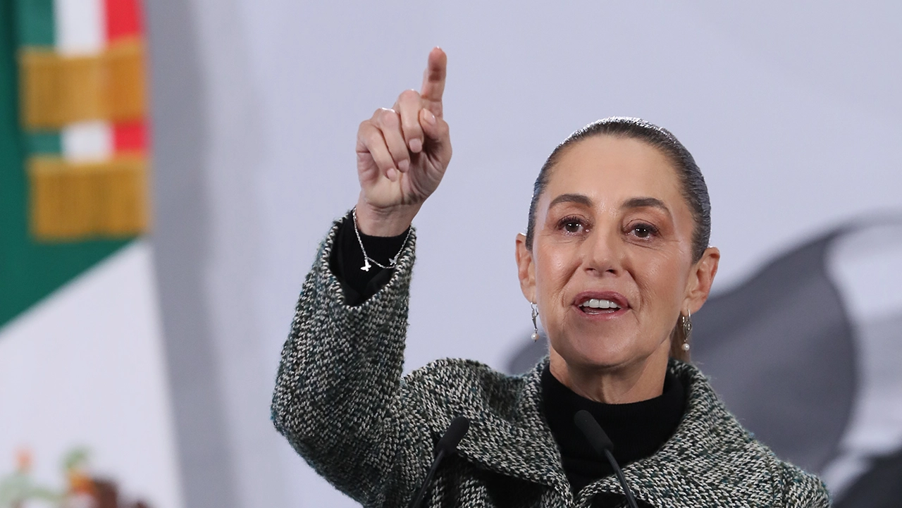 La llama del diálogo: Sheinbaum propone una mesa de diálogo internacional para desactivar la crisis entre EU y Venezuela