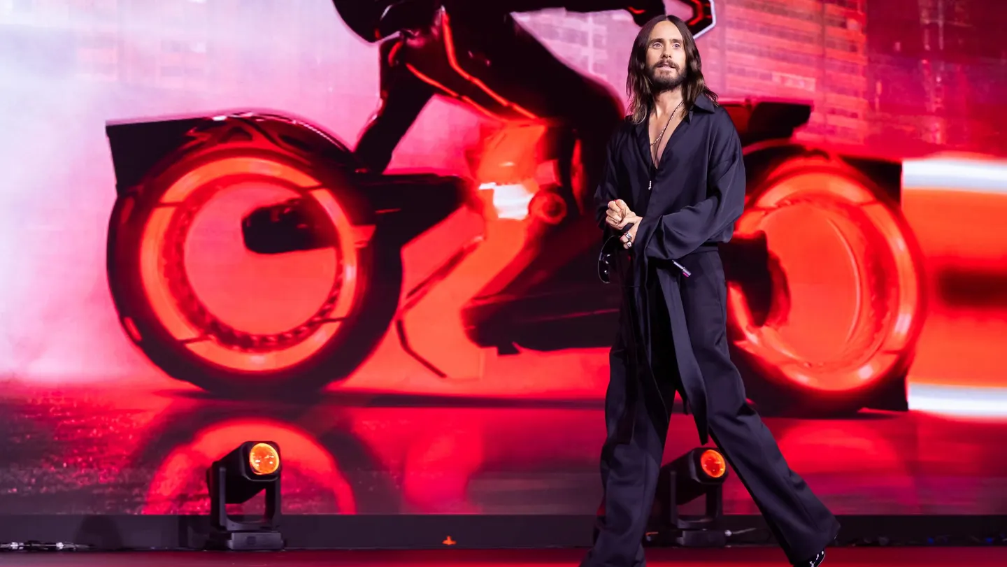 "El legado de Tron: Ares se desmorona con una cosecha decepcionada de 33,5 millones de dólares en su estreno mediocre"