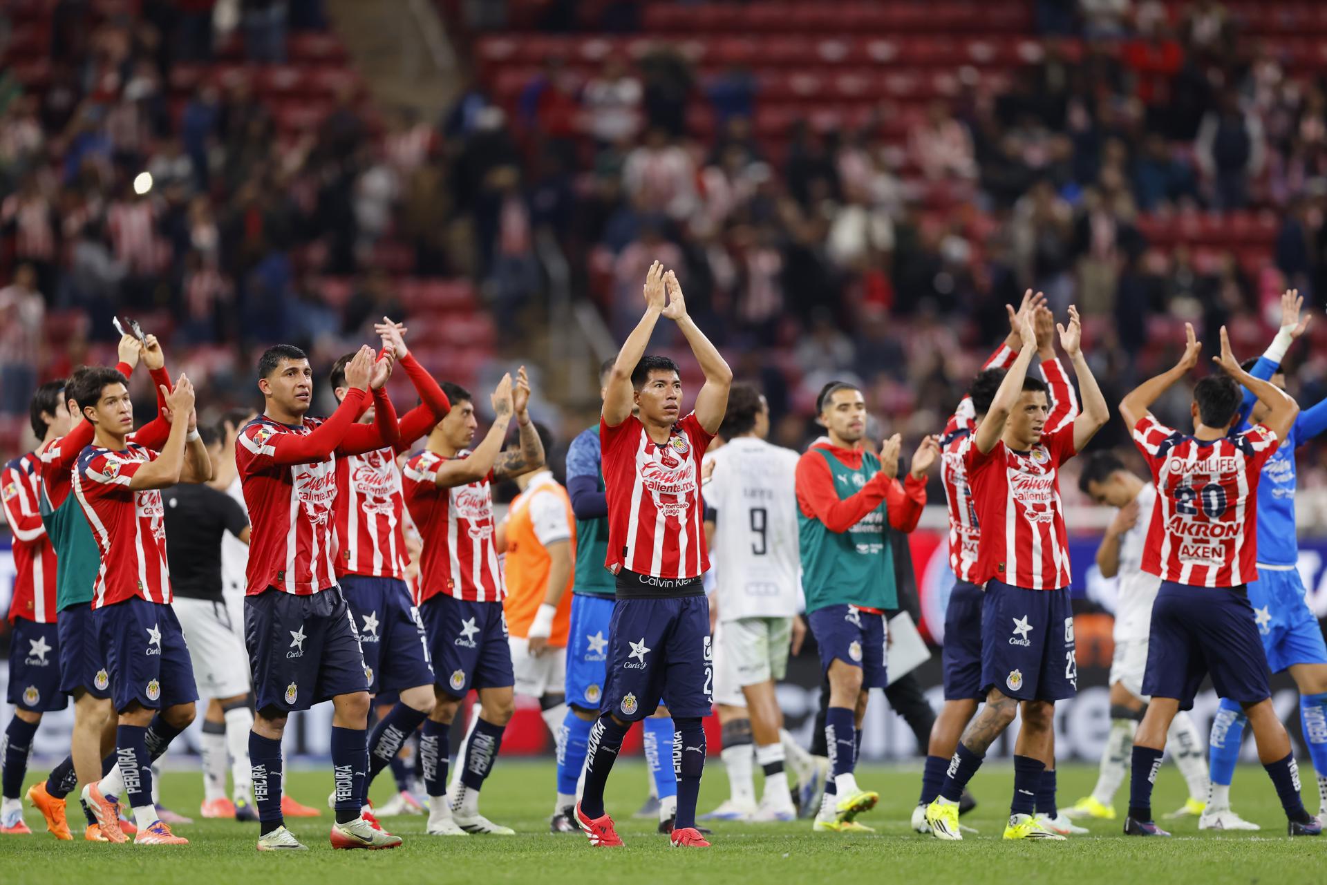 El Imperio Rojiblanco Continúa Su Marcha Triunfal: Chivas Logra Tercera Victoria Consecutiva en El Clausura.