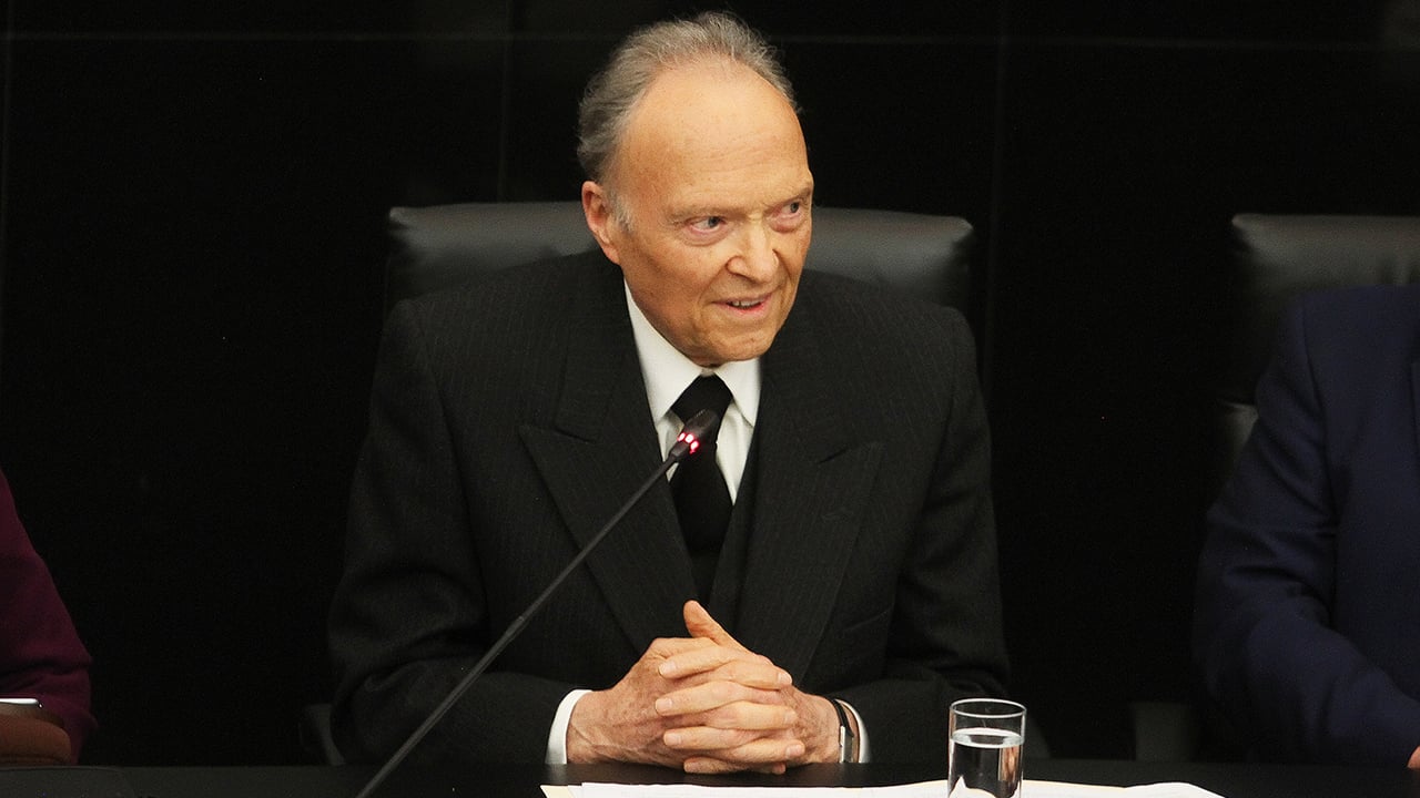 La vuelta a la diplomacia: Exfiscal Gertz Manero abandona la fiscalía para emprender una nueva aventura como embajador