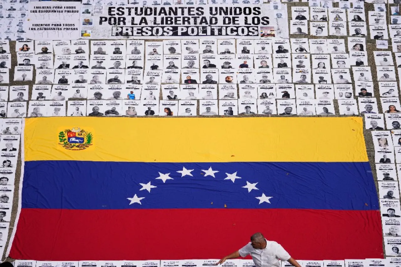 La lucha por la justicia: familiares de presos políticos venezolanos intensifican campaña para lograr la libertad de los inocentes.