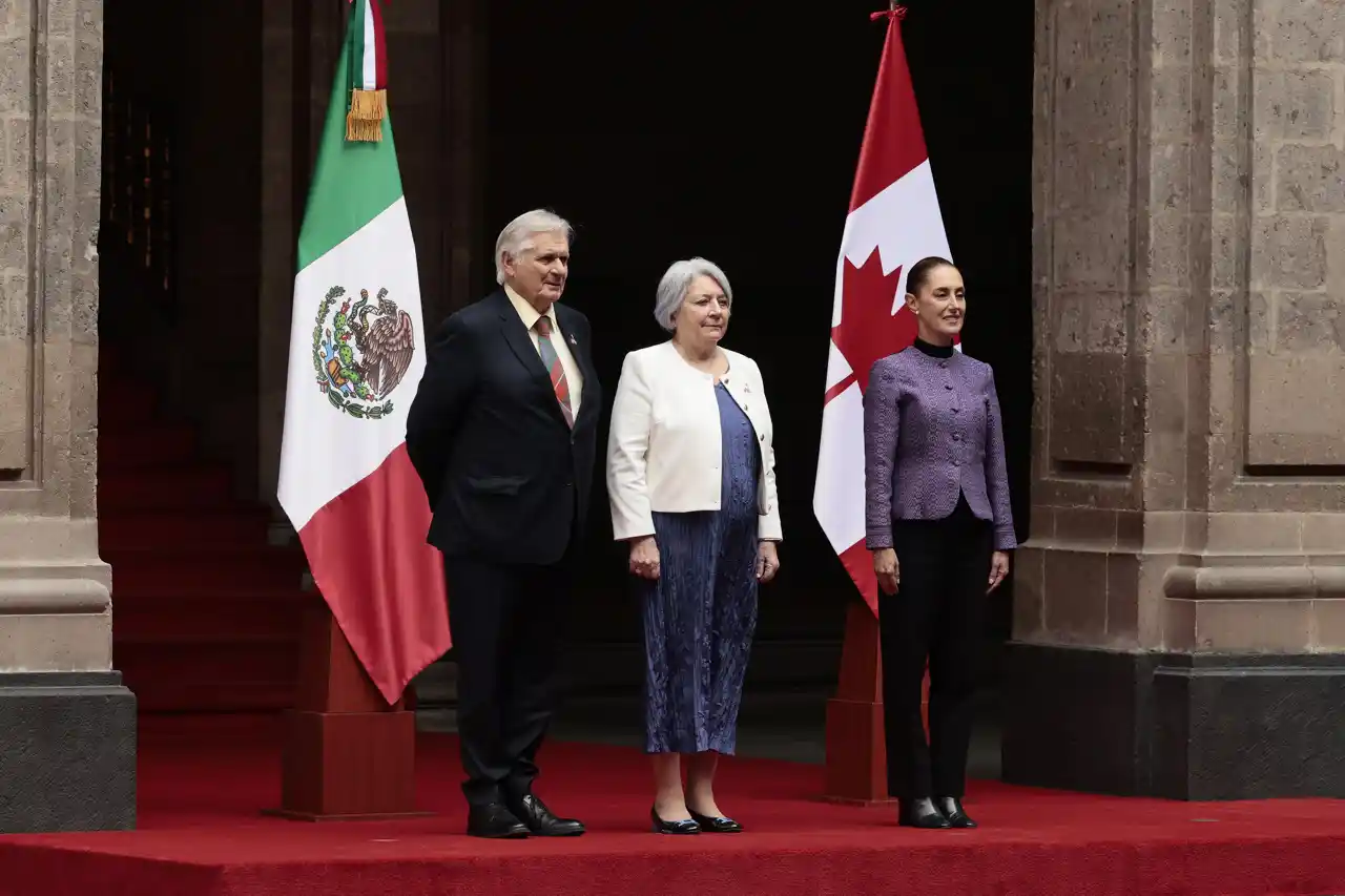 La gobernadora general de Canadá visita México: Sheinbaum y su contraparte canadiense abordan temas de cooperación internacional y desarrollo en una agenda apretada de reuniones y encuentros.