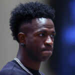 La gran oferta que pone en juego el futuro de Vinícius: ¿Un traspaso millonario puede llevar al brasileño a la Premier League?